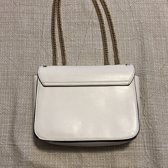 Gail Labelle White Handbag Purse Leather w/ designer studs front - Picture 3 of 6